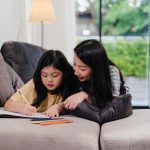 4 Cara Orang Tua Dukung Anak Belajar Optimal